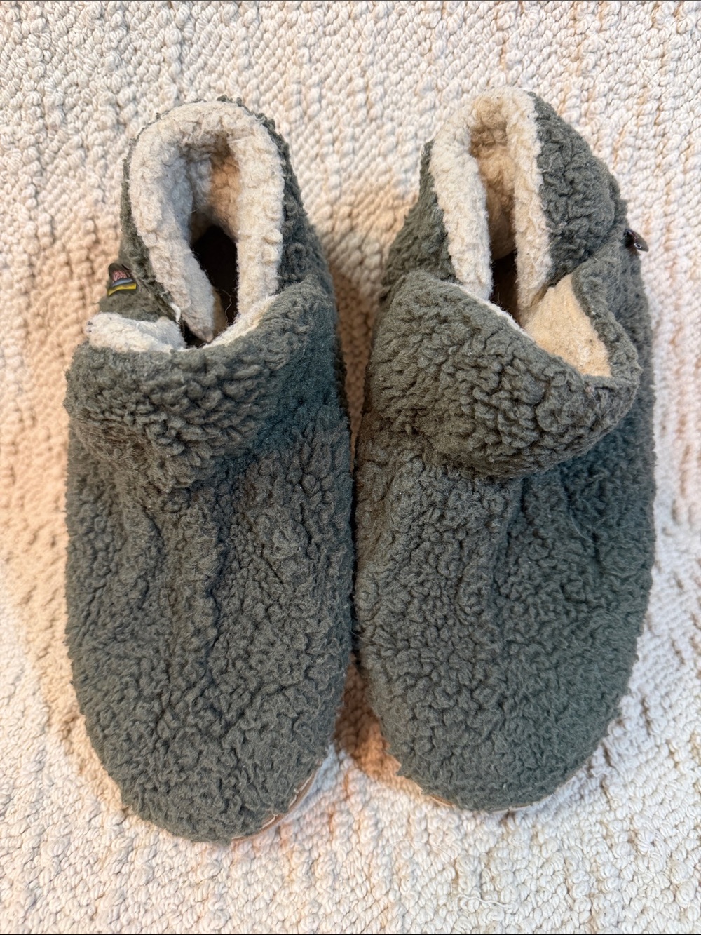 L.L.Bean Plush Sherpa Slipper in Dark Greenish Gray